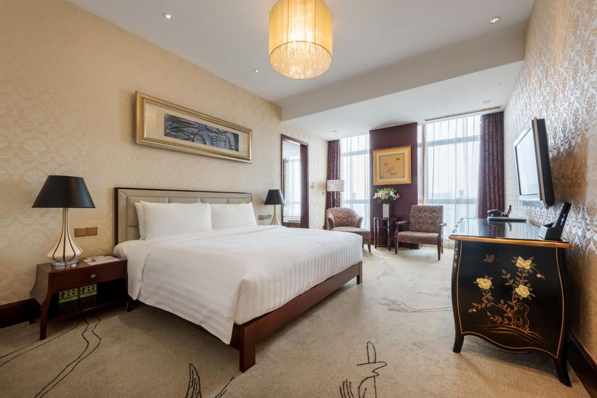 Crowne Plaza Beijing Zhongguancun, an IHG Hotel Bagian luar foto