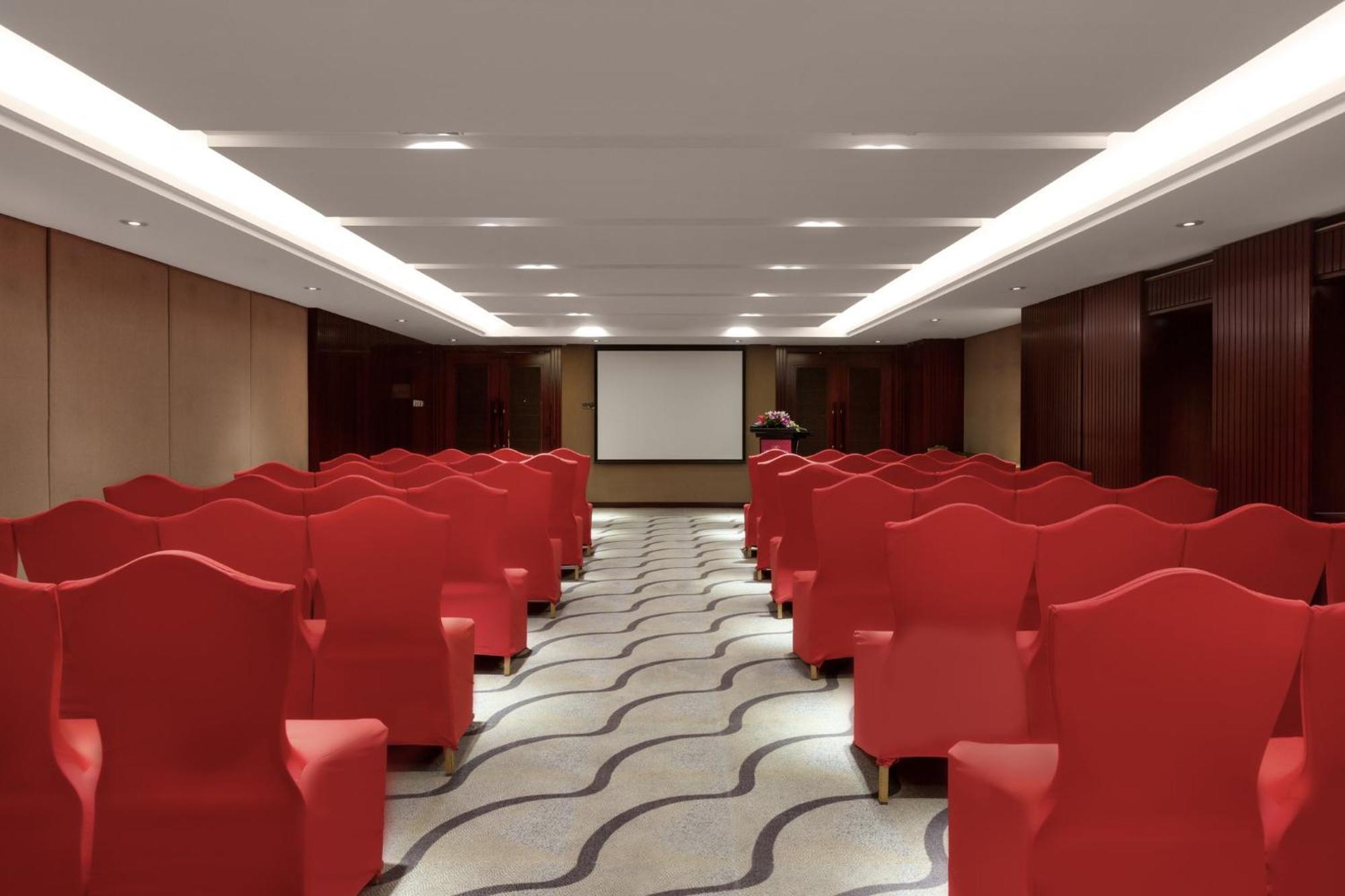Crowne Plaza Beijing Zhongguancun, an IHG Hotel Bagian luar foto